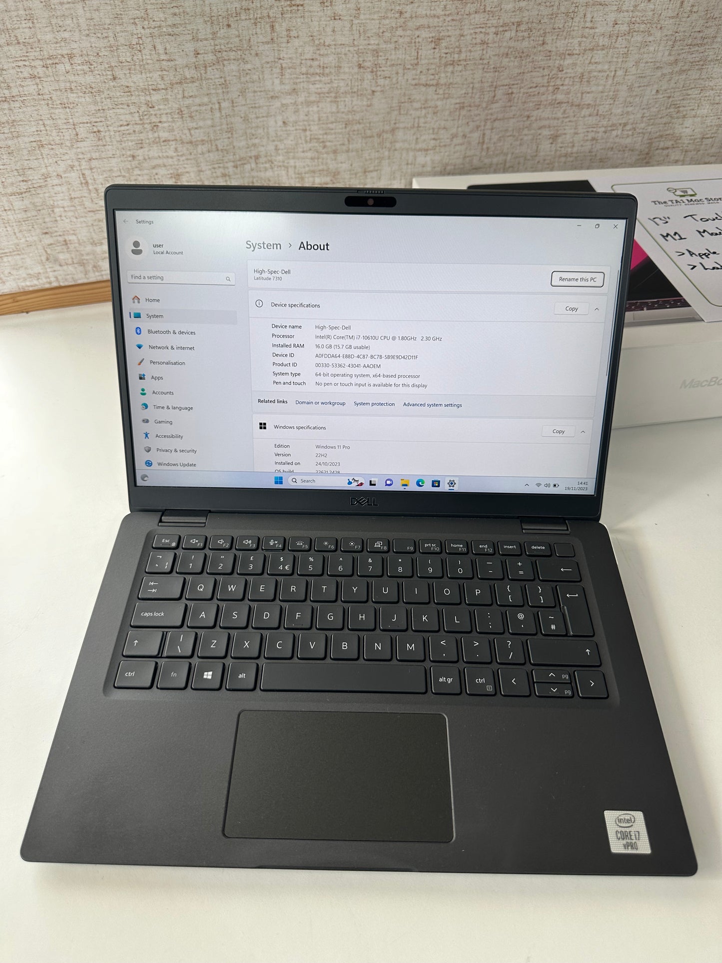 Dell Latitude 7310 Laptop ~ (13.3-inch, Core i7 10th Gen vPRO with 16GB DDR4 RAM)