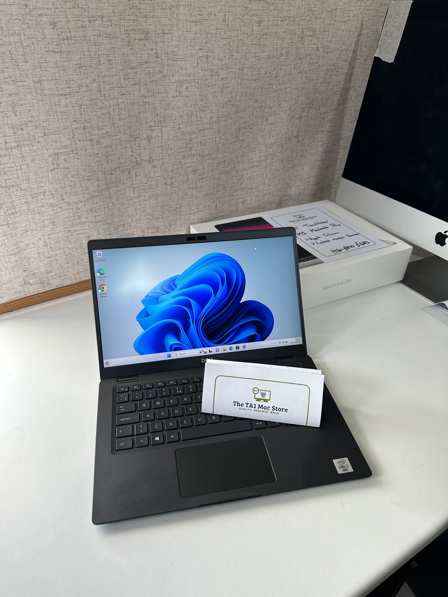 Dell Latitude 7310 Laptop ~ (13.3-inch, Core i7 10th Gen vPRO with 16GB DDR4 RAM)