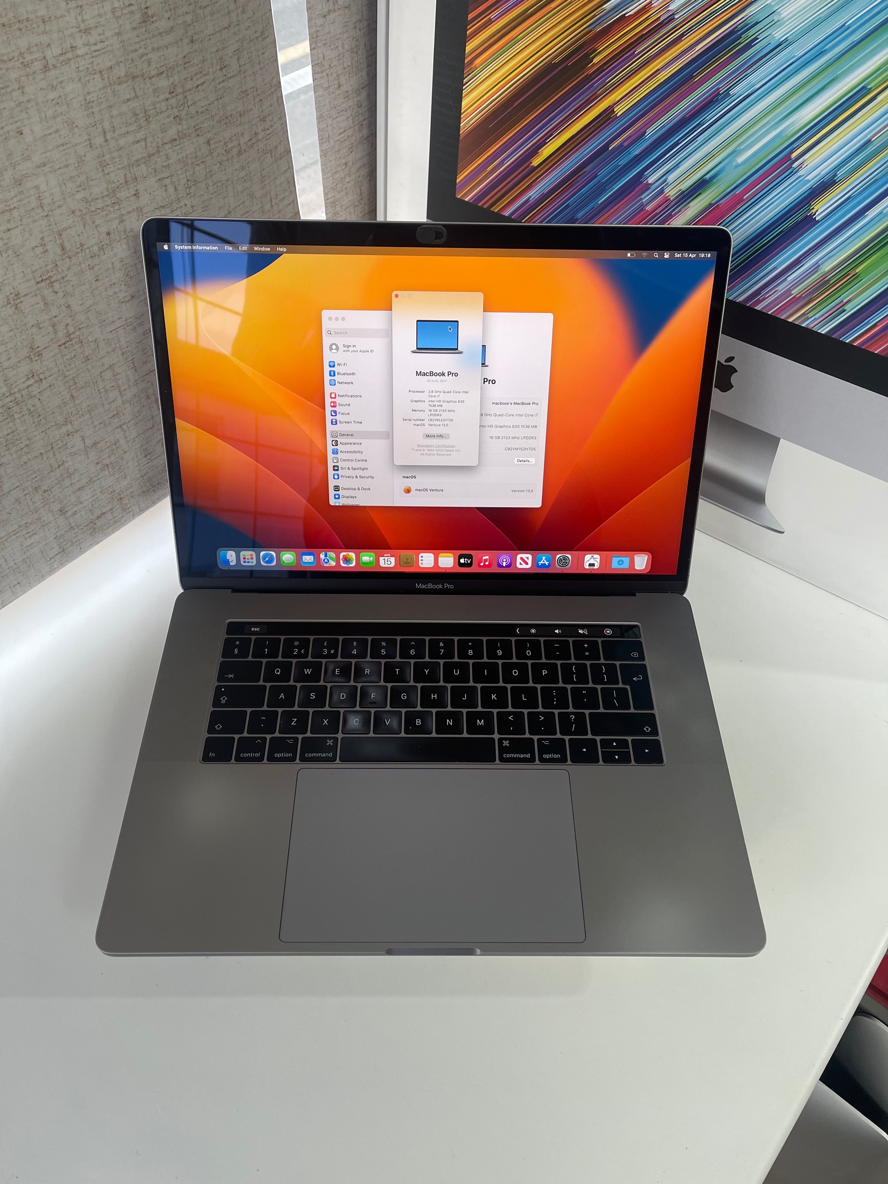15-inch MacBook Pro Retina (TouchBar) ~ (2017, Core i7 2.8GHz Up