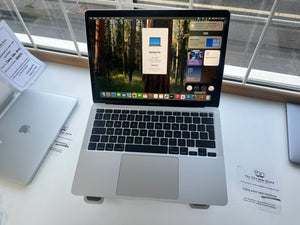 Descriptive image text