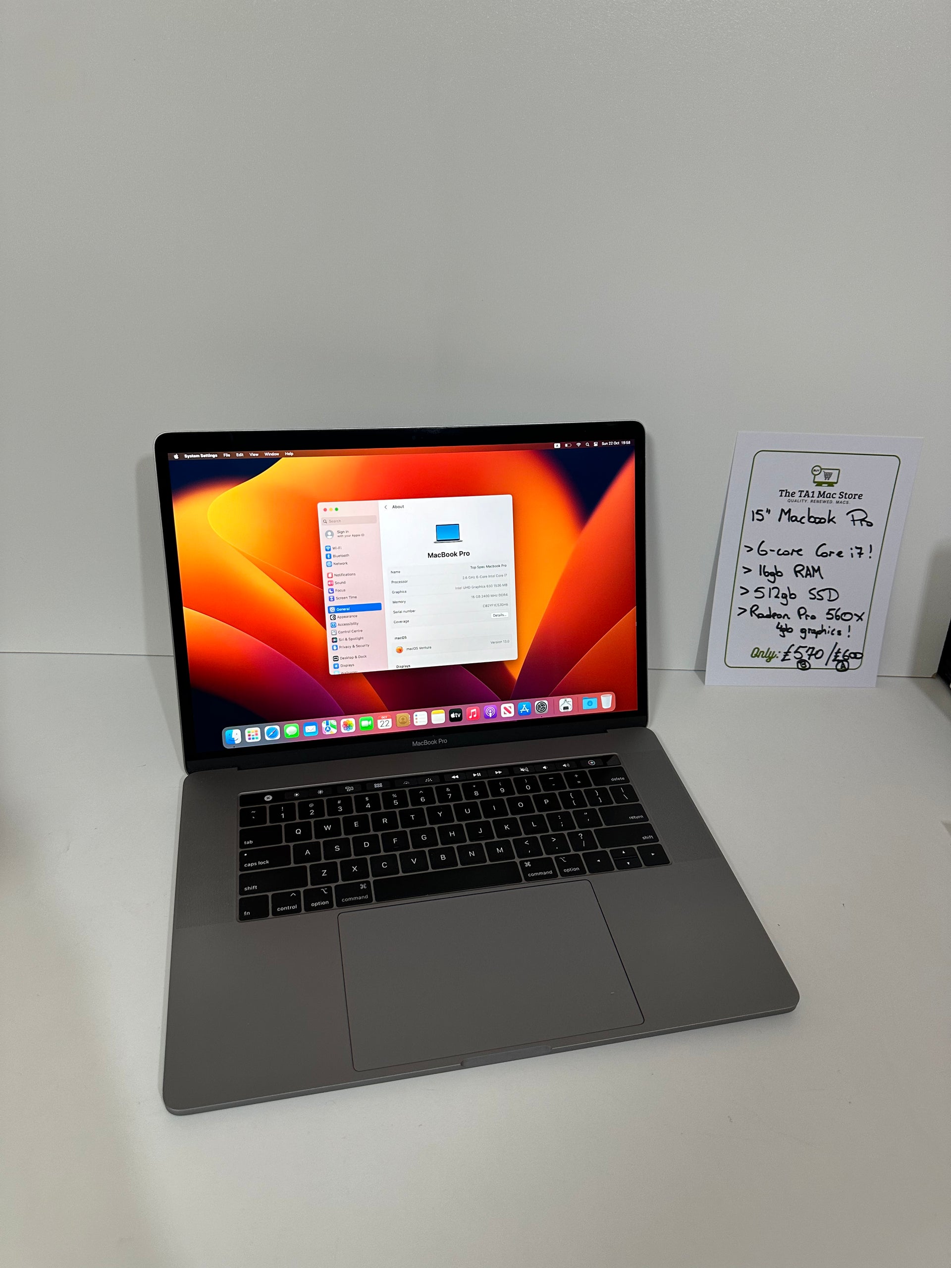 MacBook Pro 2018 32GB 1TB Core i7 15inch