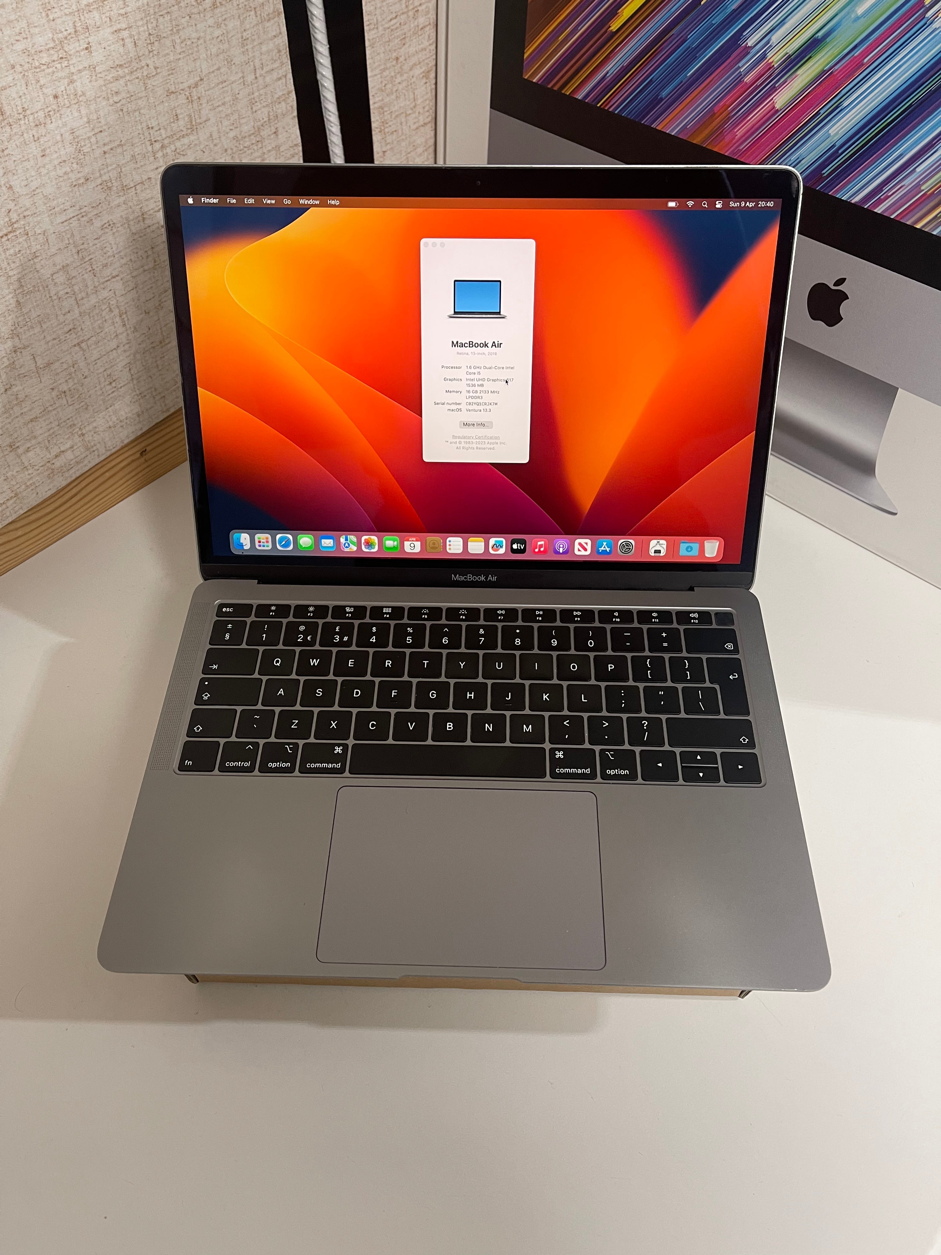 13-inch Macbook Air Retina ~ (2019, Core i5 1.6GHz up to 3.6GHz