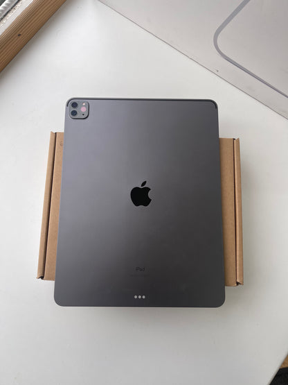 2020 Apple iPad Pro 12.9-inch (4th Gen) - 256GB Version - Silver